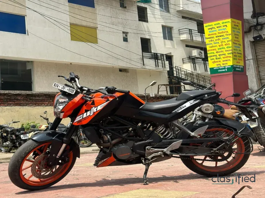 Affordable Bike Rent Near Jaipur Railway Station - AK Rents for Convenient Travel